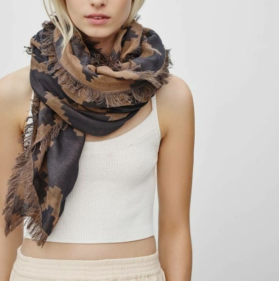 Wilfred aritzia scarf